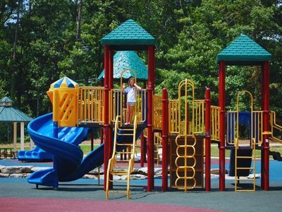 playground-surface playground-surface